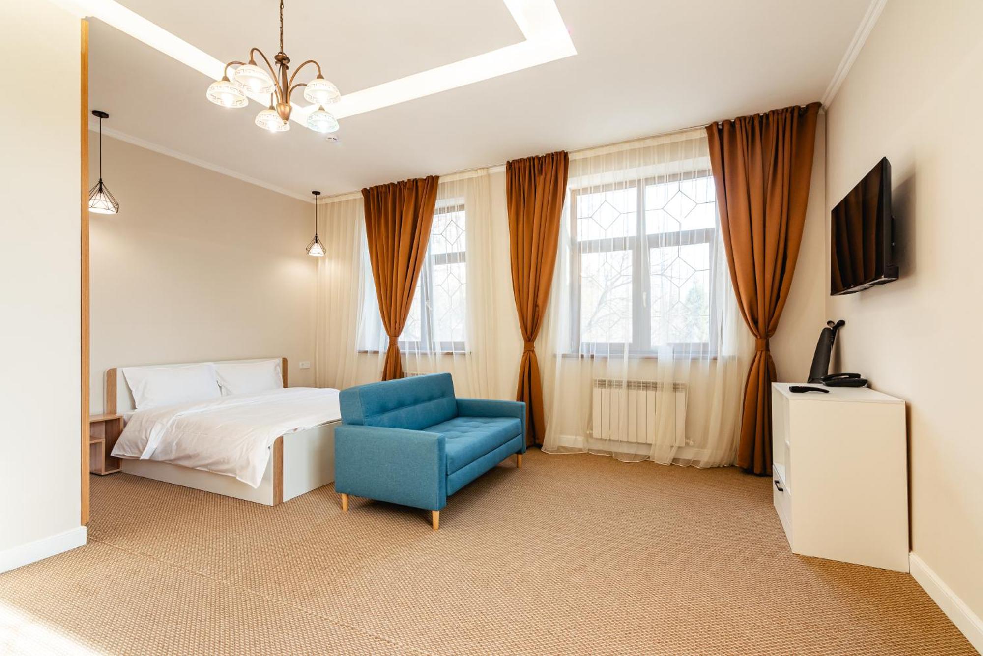 Aykun Hotel Almaty Extérieur photo