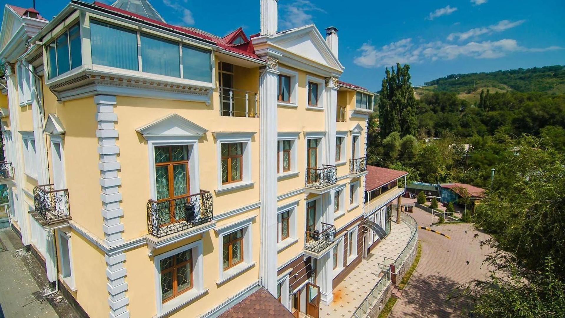 Aykun Hotel Almaty Extérieur photo